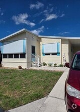 Building Photo - 295 Jacaranda Cir