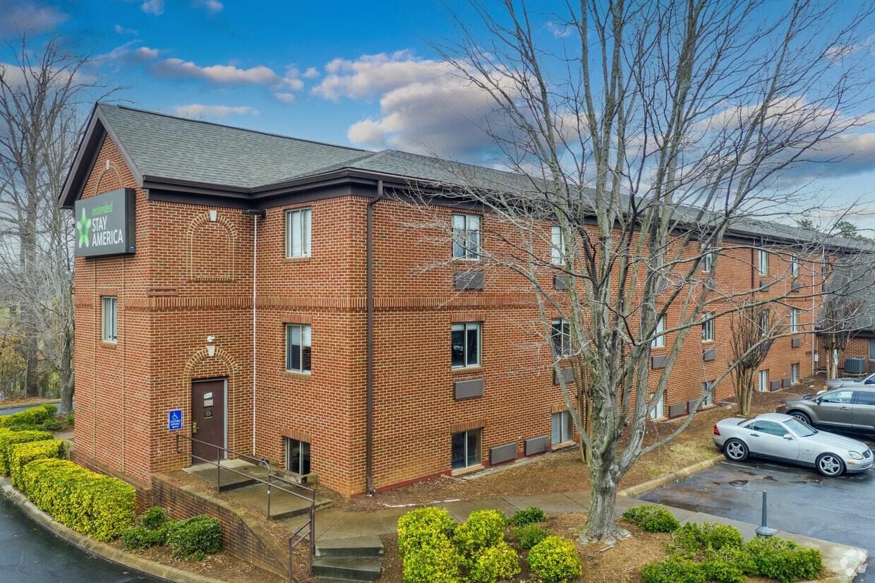 Furnished Studio Charlotte E. McCullough Apartments in Charlotte, NC