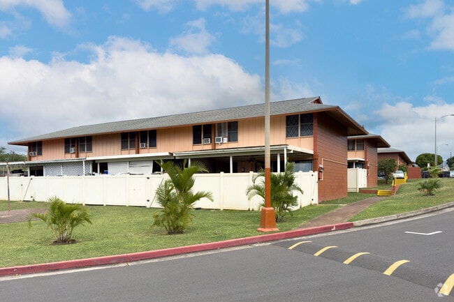 Building Photo - Hale Ola