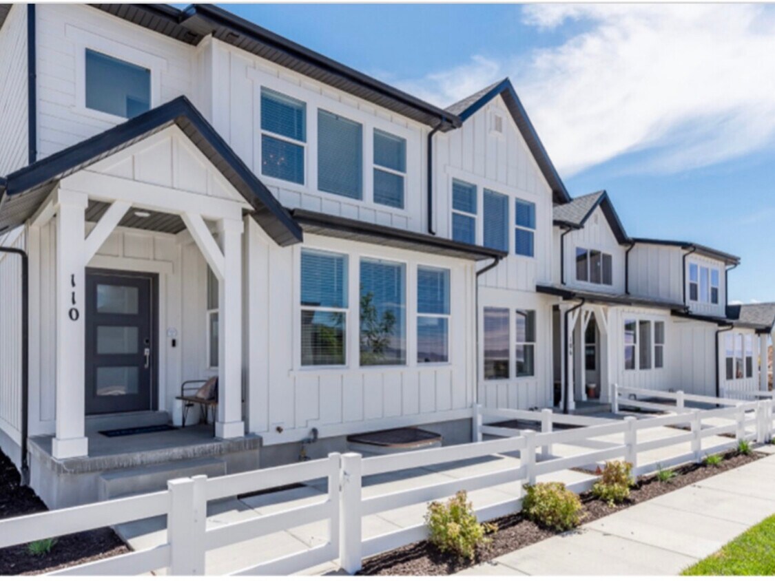 Foto principal - 731 S Miller Ave