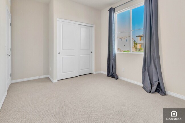 Foto del edificio - 29945 Warrior Way