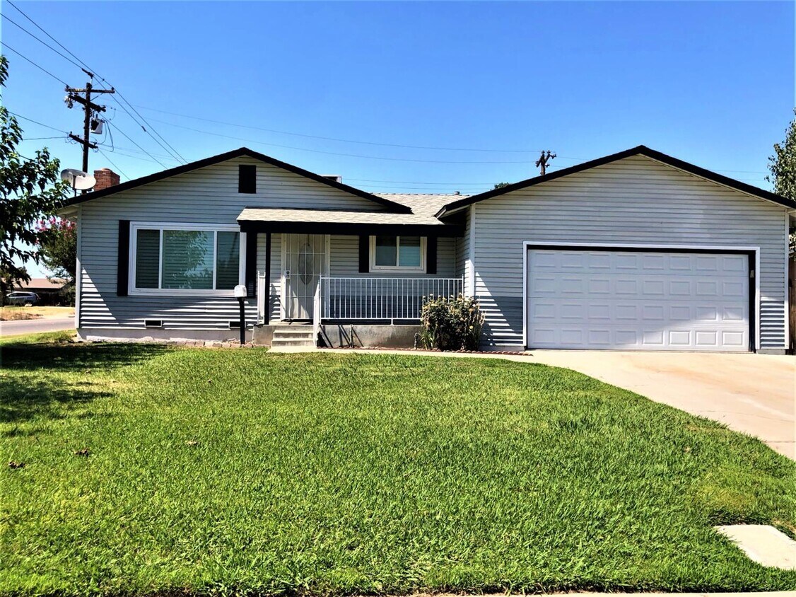 1001 Winter St, Kingsburg, CA 93631 House Rental in Kingsburg, CA