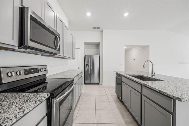 Foto del edificio - 9121 Oscraft Dr