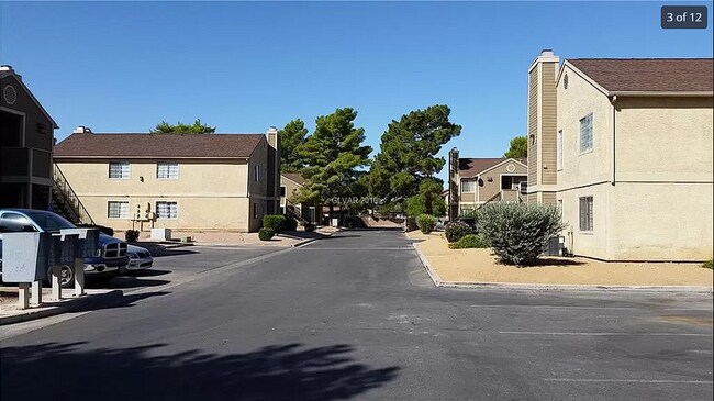 Foto del edificio - 4646 Tracylynn Ln