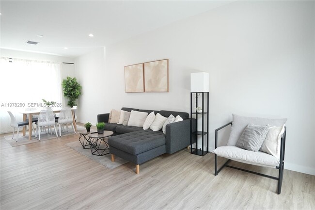 Foto del edificio - 211 SE 4th St