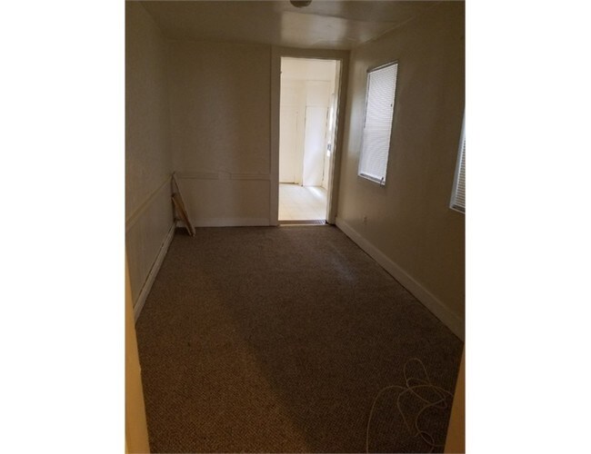 Foto del edificio - 875 W Lombard St
