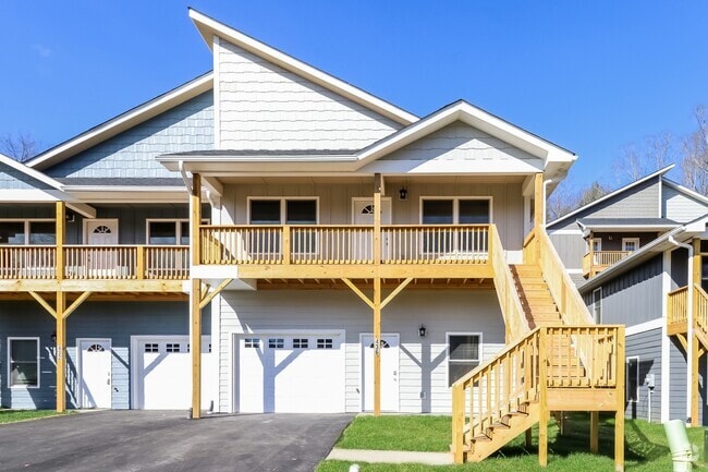Building Photo - 436 Little Sycamore Ln