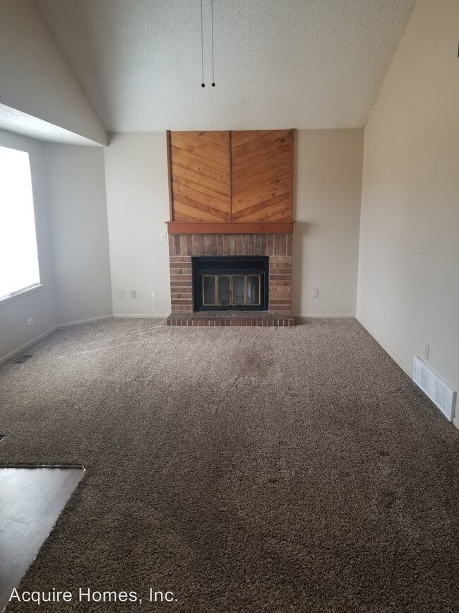 Foto del edificio - 5 br, 2 bath House - 5320 Heather Ridge