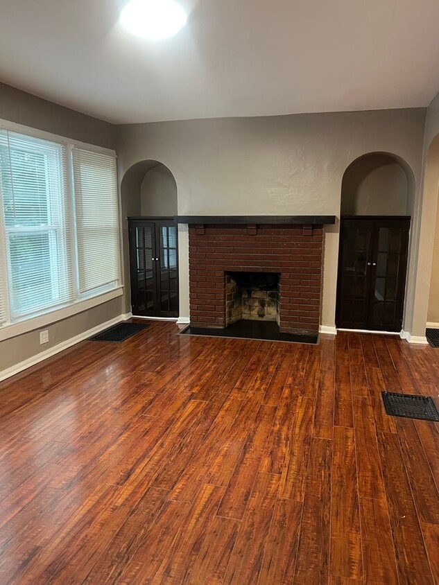 Foto principal - Charming residence boasts two spacious bed...