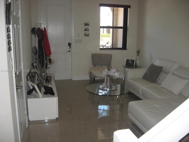 Foto del edificio - 15070 SW 117th Way