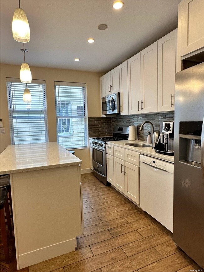 Building Photo - 60-08 Cooper Ave