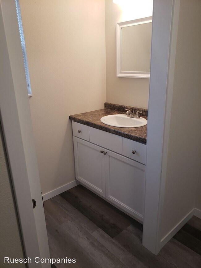 Foto del edificio - 3 br, 1.5 bath House - 3065 Barrington Place