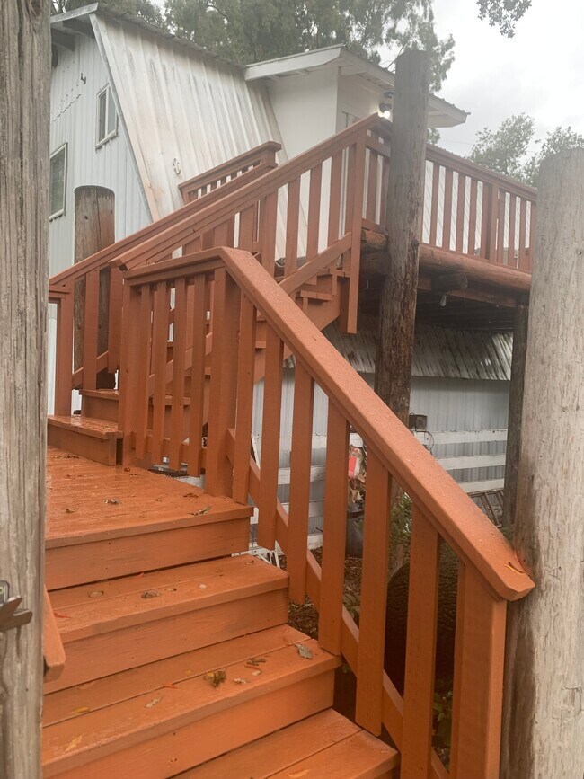 Foto del edificio - 8854 Oak Ave