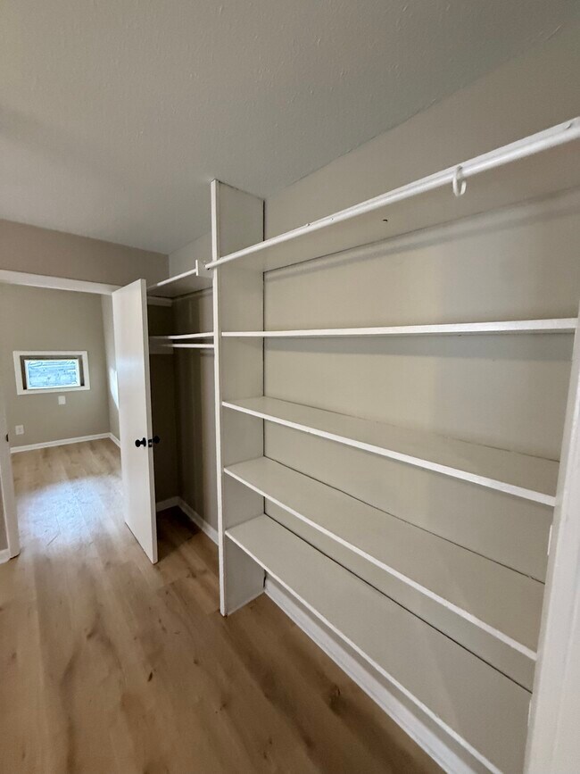 Foto del edificio - 1108 Railroad St