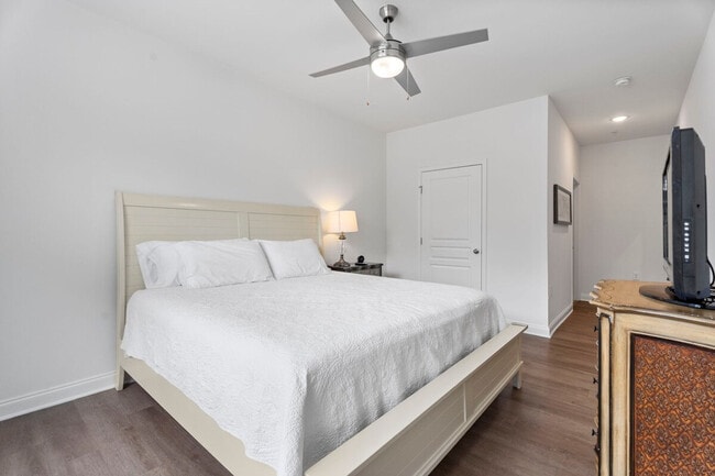 Foto del edificio - 3202 Renaissance Park Pl