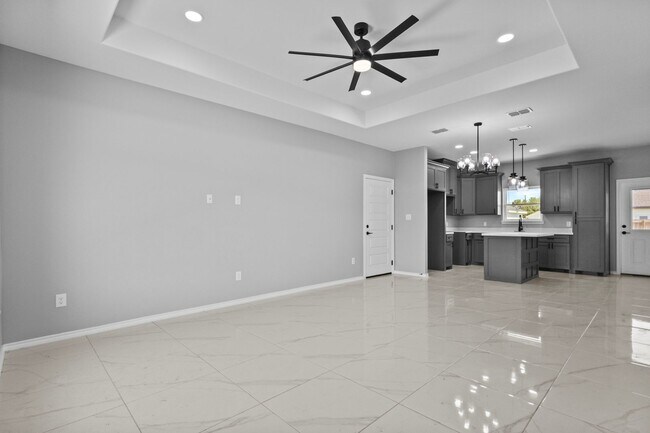 Foto del edificio - BRAND NEW 3BD/2BTH/1GAR with a big backyar...