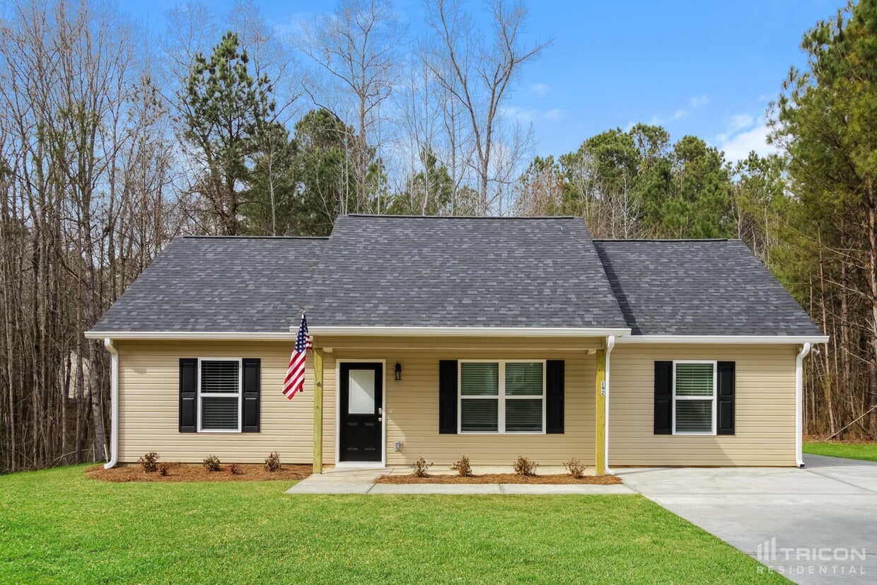 Primary Photo - 192 Fairfax Dr