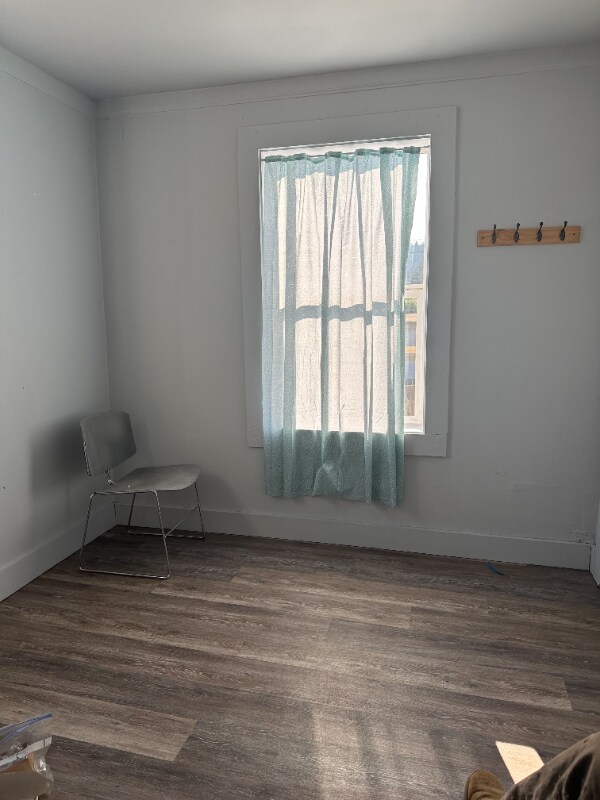 Foto del edificio - 341 Broadway St