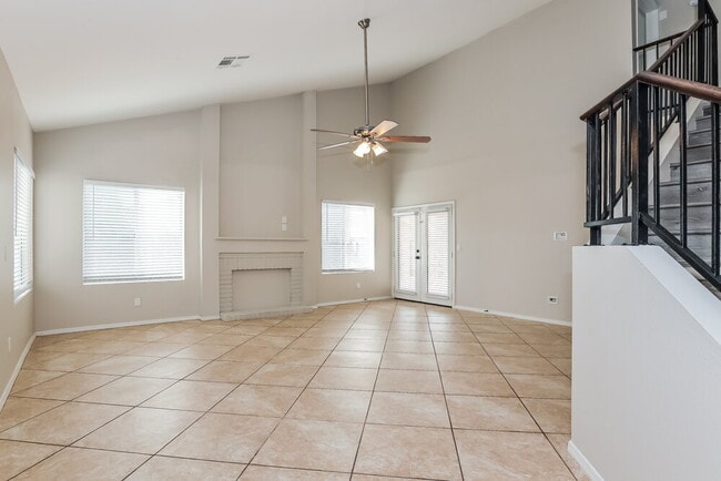 Building Photo - 8841 W Villa Rita Dr