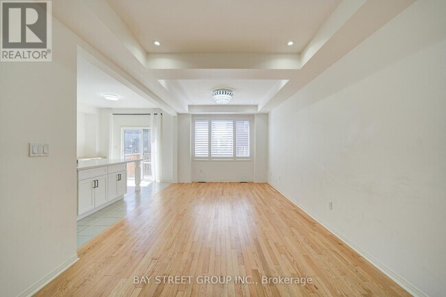 Building Photo - 114 Ness Dr