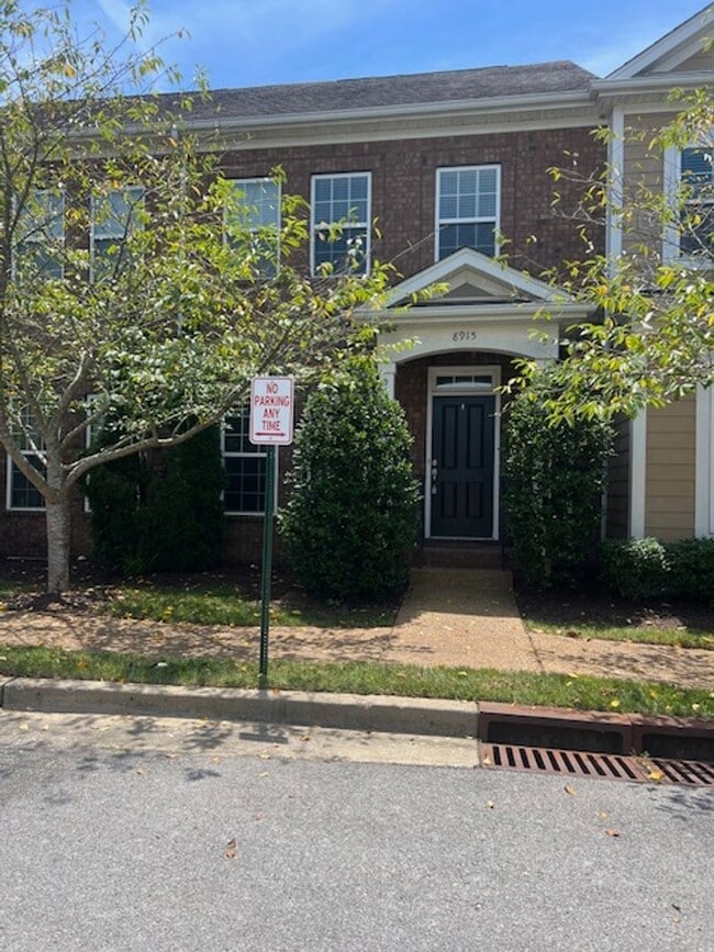 Building Photo - 8915 Sunnyfield Way
