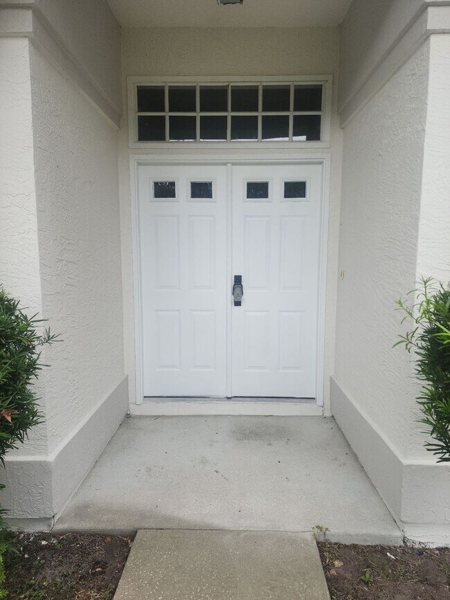 Foto del edificio - Fall in Love with this 3 Bed 2 Bath home i...