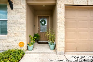 Foto del edificio - 6417 Hoffman Pln