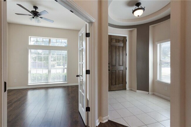 Building Photo - 467 Oyster Creek