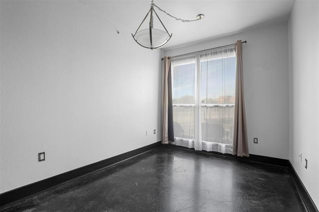 Foto del edificio - 4414 Cedar Springs Rd