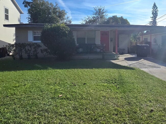 Building Photo - College Park 3 Bed