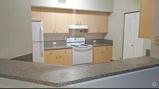 Building Photo - 360 Crestwood Cir