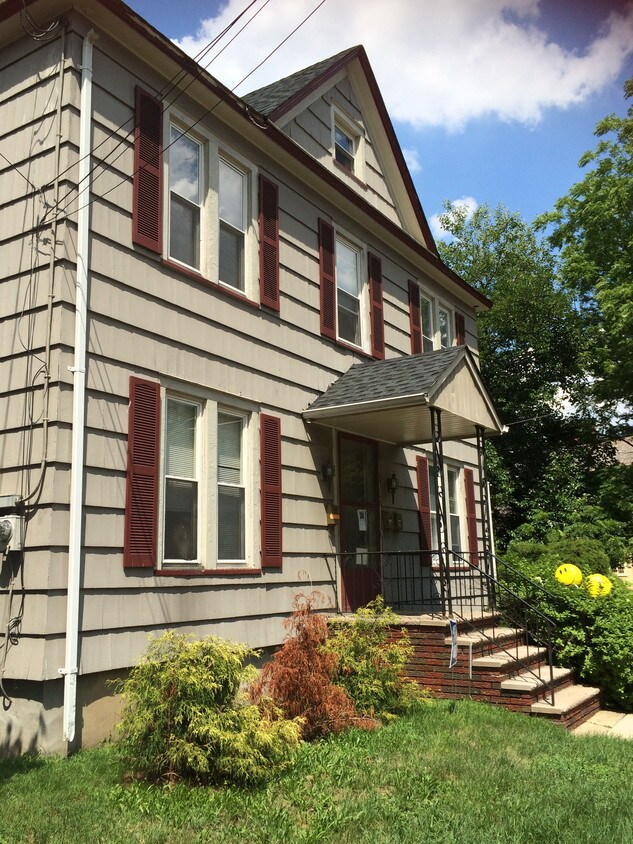 847 Westfield Ave, Rahway, NJ 07065 Apartments in Rahway, NJ