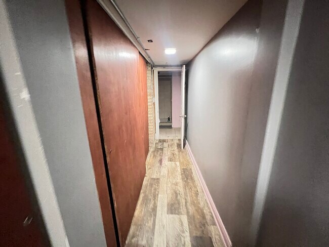 Foto del edificio - 3960 S Western Ave