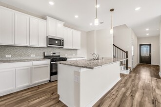 Building Photo - 17925 Canopy Trce Ct