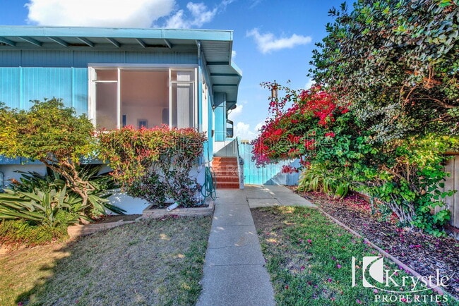 Foto del edificio - 1512 Sereno Dr