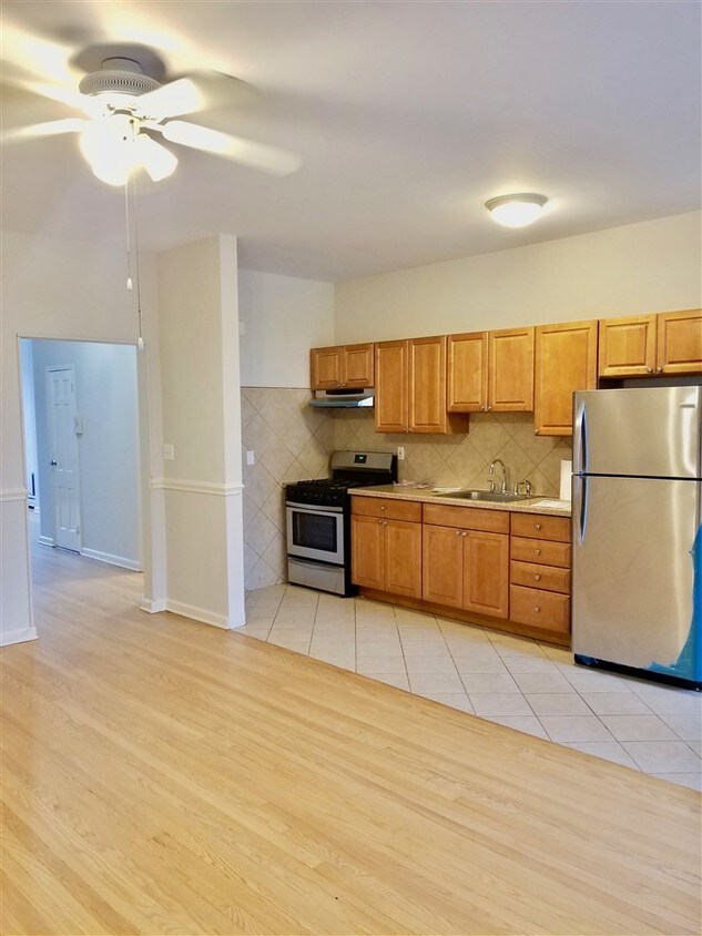 Foto principal - 724 Hudson St