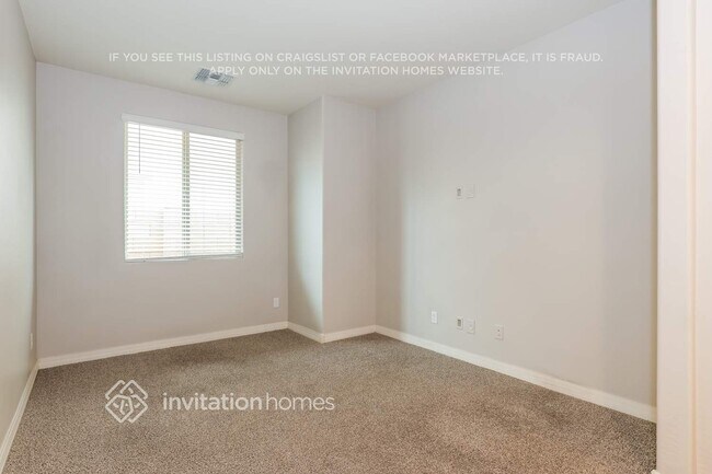 Foto del edificio - 19638 W Turney Ave