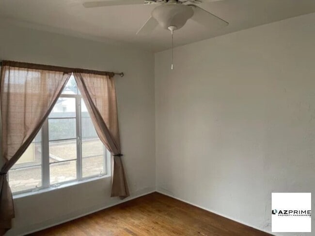 Building Photo - A charming Lovely Home