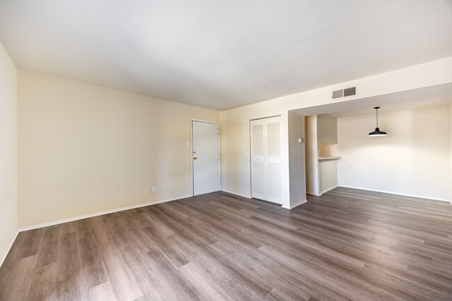 Building Photo - The Residences at Southern Oaks