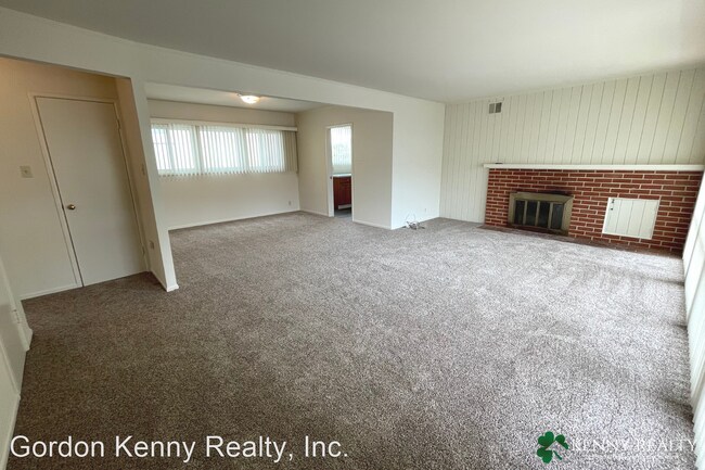 Foto del edificio - 2 br, 1 bath House - 98 Creston Avenue