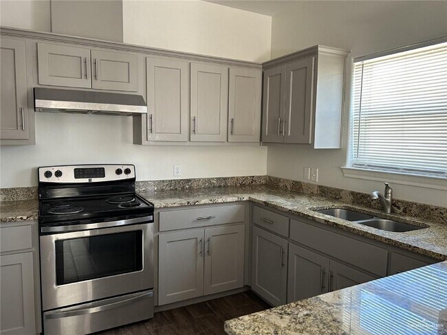 Foto del edificio - 14 Tinsley Ave