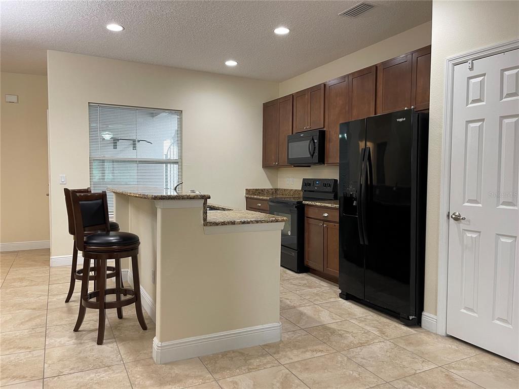 8468 Magnificent Ln, Groveland, FL 34736 Townhome Rentals in