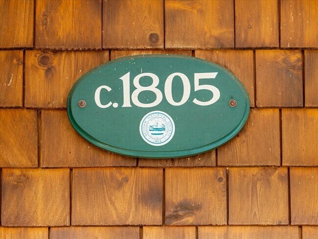 Foto del edificio - 141 Highland St