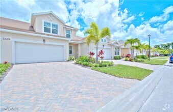 Building Photo - 4558 Arboretum Cir