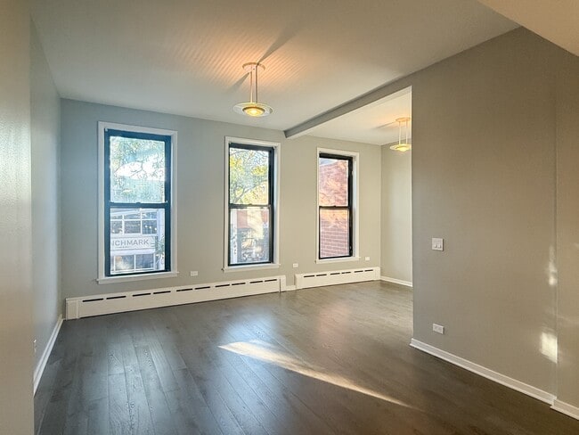 Foto del edificio - 1509 N Wells St