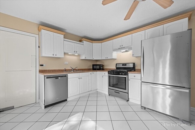 Building Photo - 295 Frederick Ct