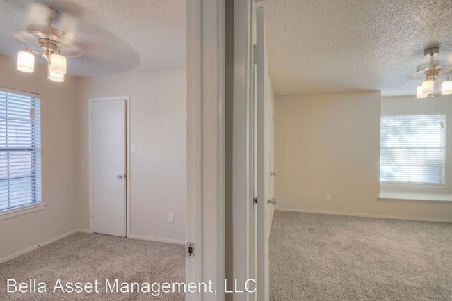 Building Photo - 4303 Mariposa Dr