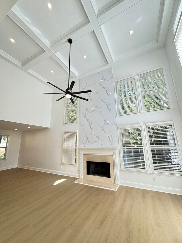 Foto del edificio - 125 Pine Rise Ct