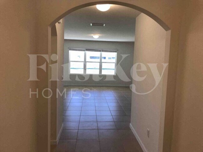 Foto del edificio - 1622 SW 22nd St