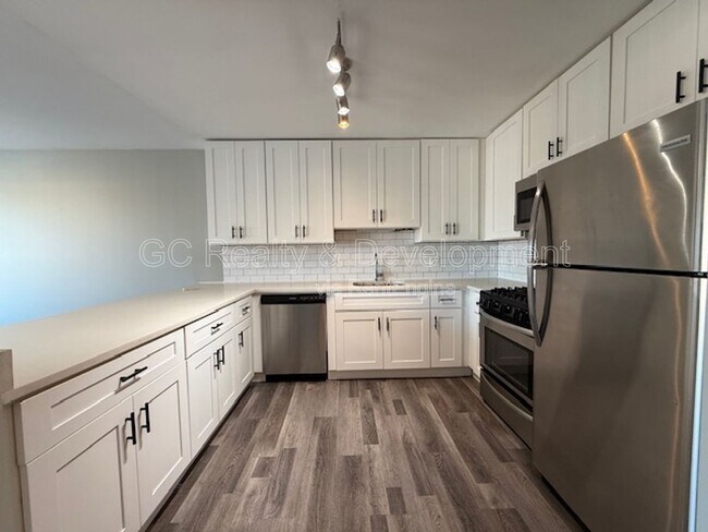 Foto del edificio - 800 Graceland Ave